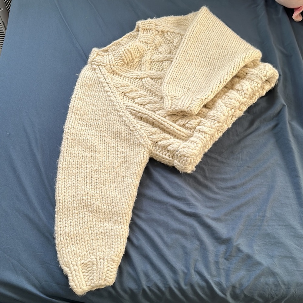 SOLD Vintage Chunky Hand Knit Authentic Gap Clothing 100% Wool Sweater - Picture 15 of 17